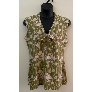 Green Floral Sleeveless Blouse